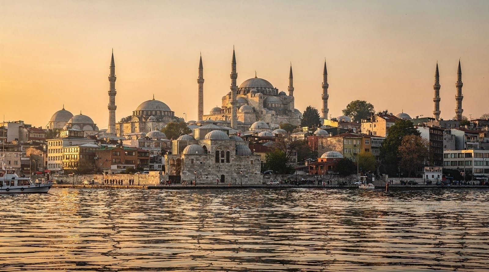 Istanbul in winter: is it worth visiting? — Visiting Istanbul in November, December, January, or February — honest account o