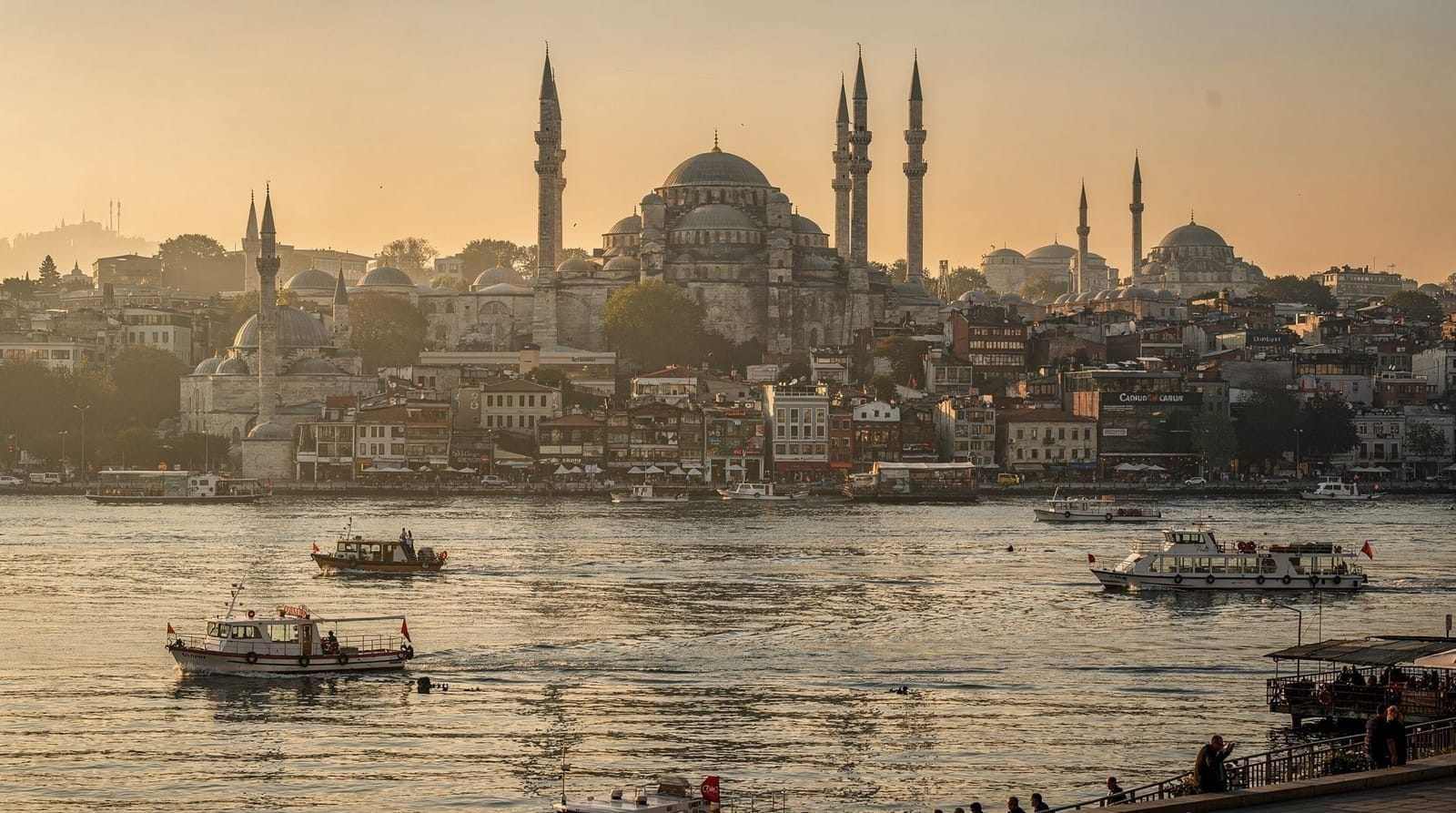 Asian side Istanbul guide — Kadıköy, Üsküdar, and what to expect across the Bosphorus