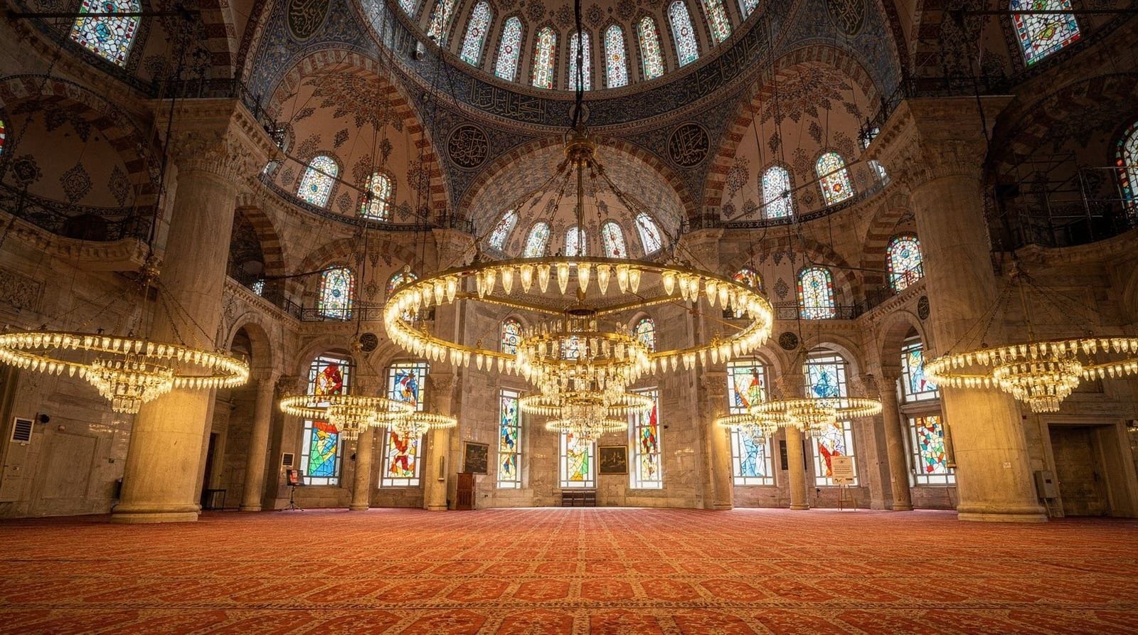 Free mosques in Istanbul — Complete list of Istanbul's free mosques, visiting hours, etiquette, and the hon