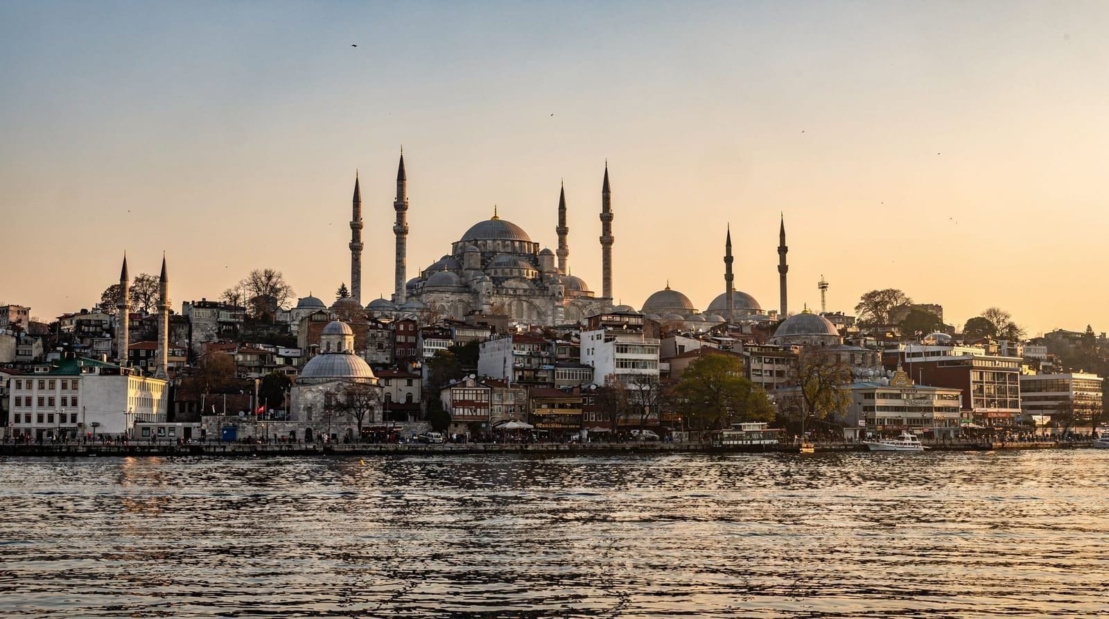 Istanbul in one day — a realistic itinerary that actually works — Istanbul in one day itinerary covering Hagia Sophia, Blue Mosque, Basilica Ciste