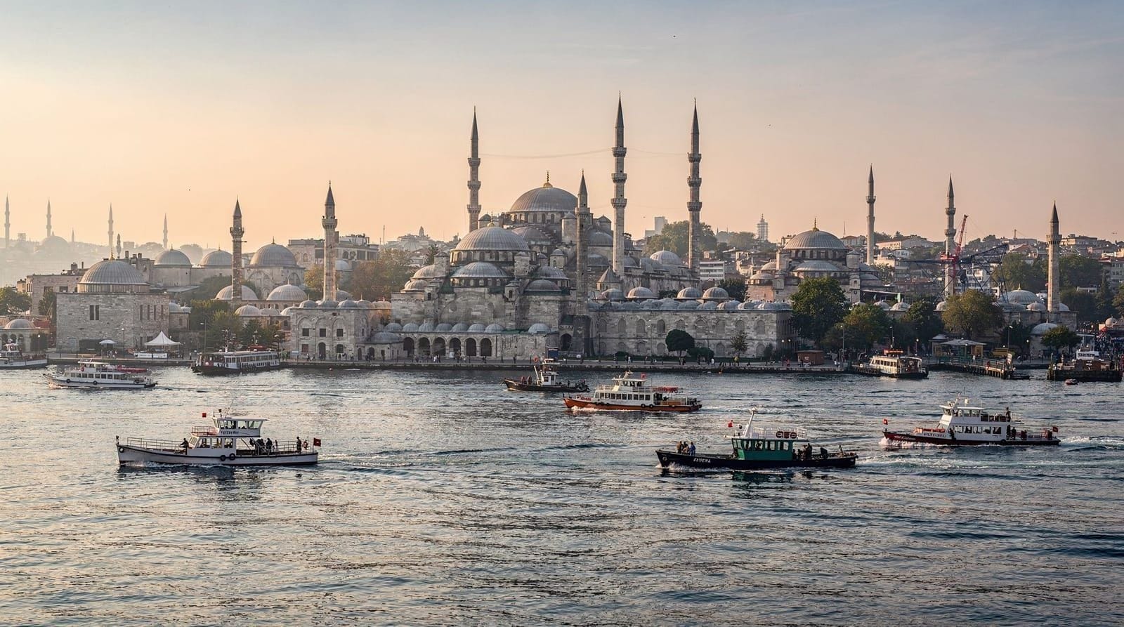 Kadıköy neighborhood guide — Istanbul's best food and market district