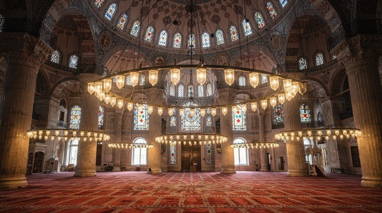 Ortaköy Mosque guide — visiting tips and what makes it special — Ortaköy Mosque guide: the Büyük Mecidiye Camii with its Bosphorus Bridge backdro