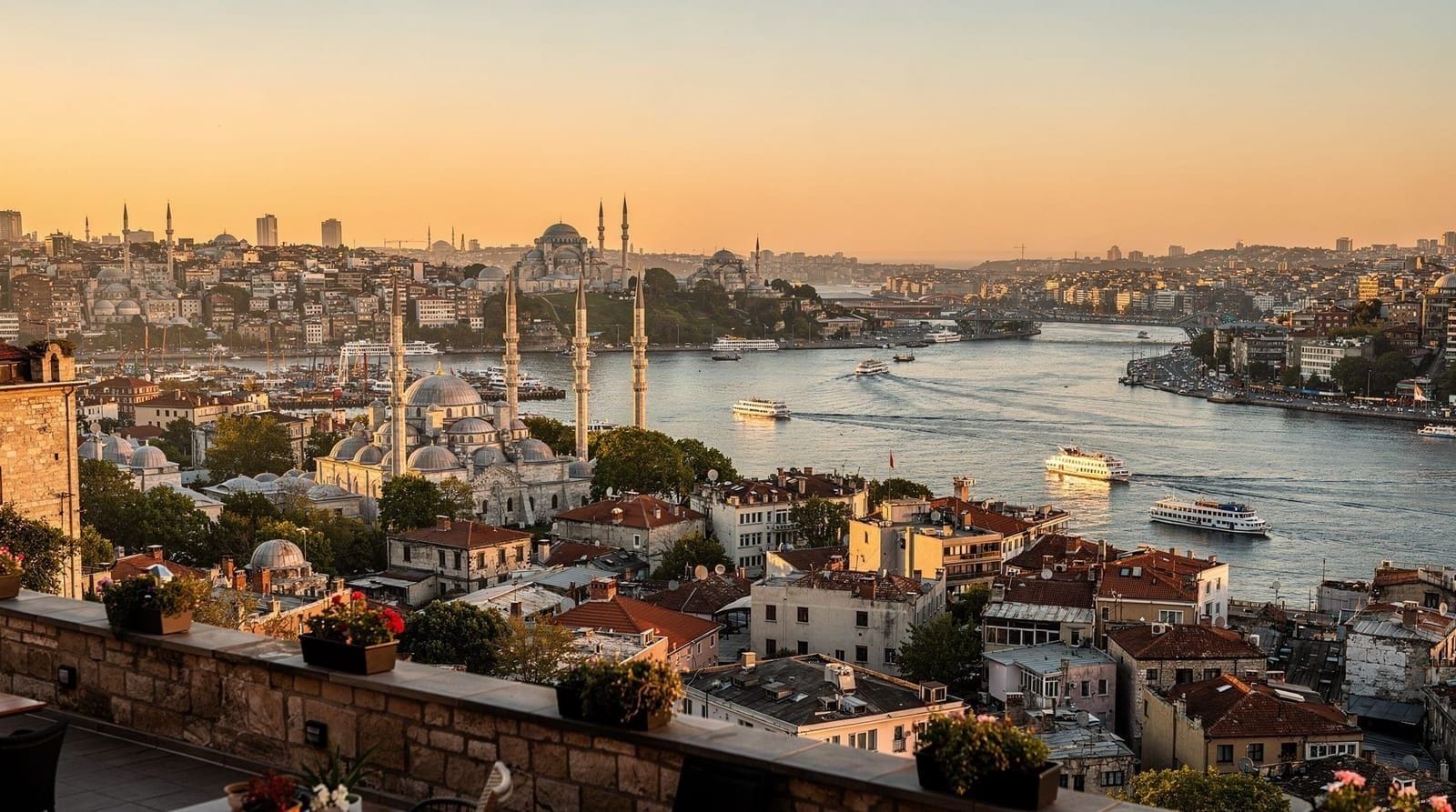 Princes' Islands day trip guide from Istanbul — Everything you need for a Princes' Islands day trip from Istanbul — ferries, bes
