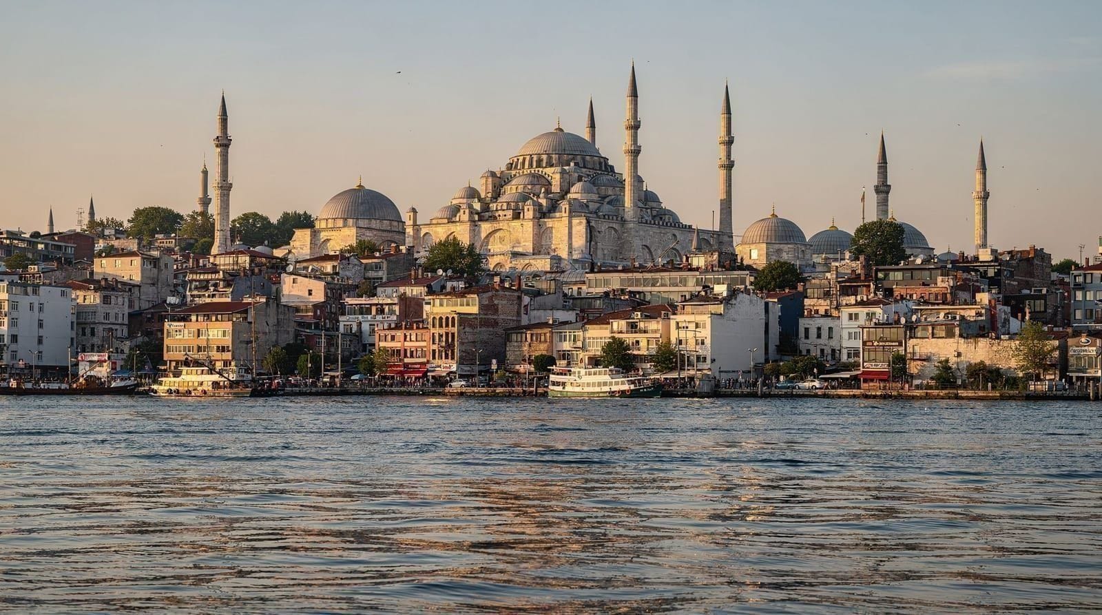 Gallipoli and Troy 2-day tour from Istanbul: which one to book in 2026 — Honest comparison of Gallipoli and Troy 2-day tours from Istanbul — group tour, 
